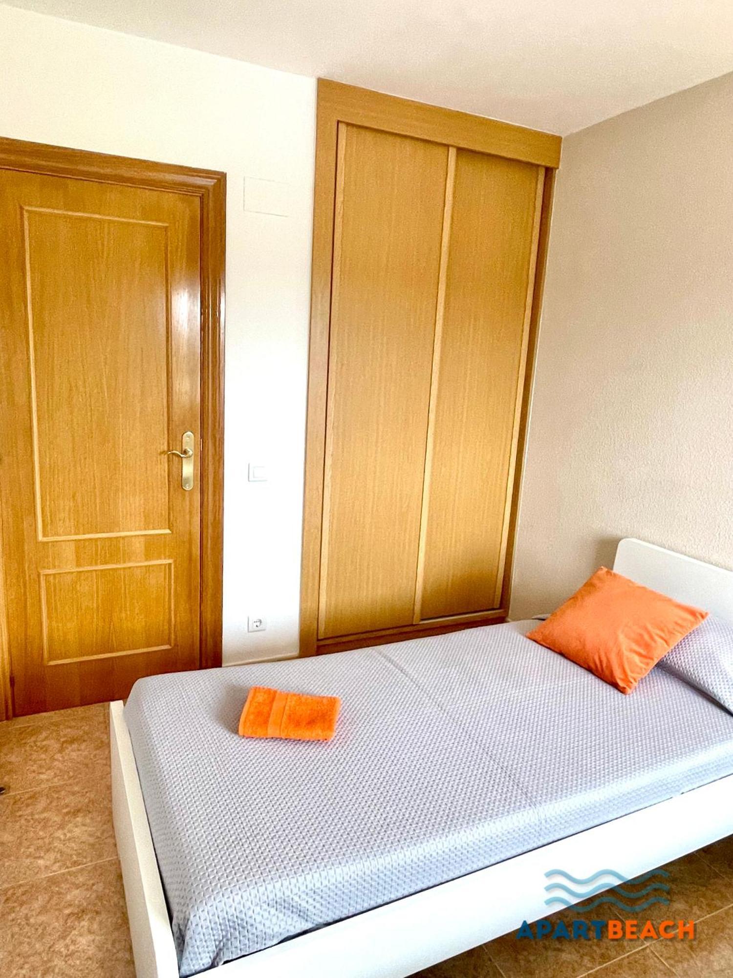 Apartbeach Los Juncos 2 Residencial Y Junto Playa Ла-Пинеда Экстерьер фото